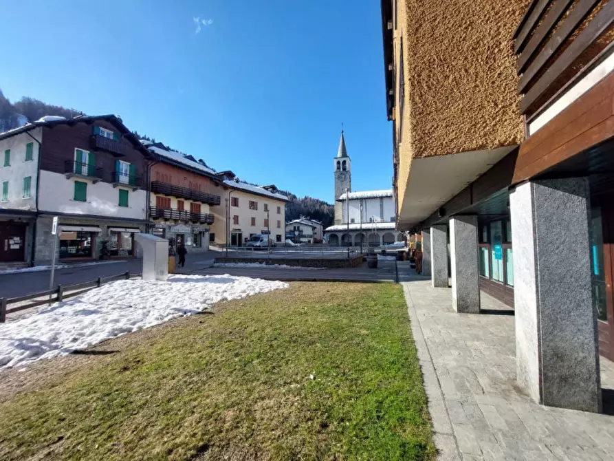 Immagine 18 di Negozio in vendita  in PIAZZA BERTACCHI, N. 2 a Madesimo