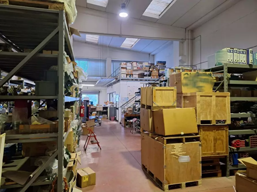 Immagine 5 di Magazzino in vendita  in Ravenna, N. snc a Ravenna