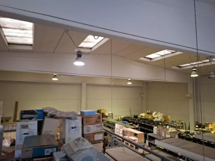 Immagine 10 di Magazzino in vendita  in Ravenna, N. snc a Ravenna