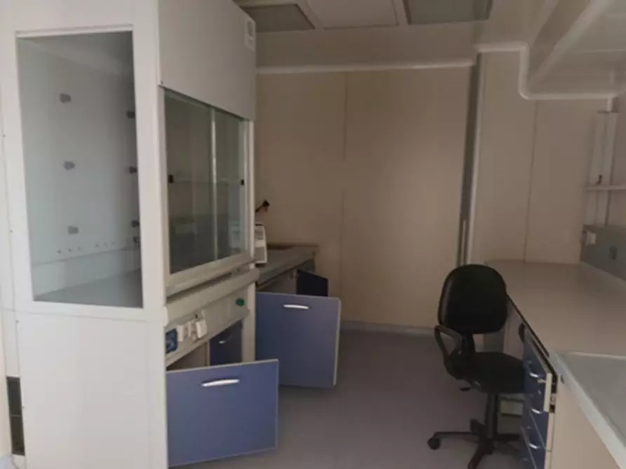 Immagine 17 di Ufficio in vendita  in Via Aldo Bartocci, N. 9/B a Terni