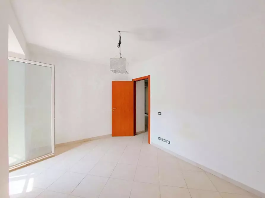 Immagine 2 di Appartamento in vendita  in Piazza Garibaldi, N. 4 a Borzonasca