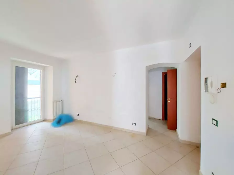 Immagine 3 di Appartamento in vendita  in Piazza Garibaldi, N. 4 a Borzonasca