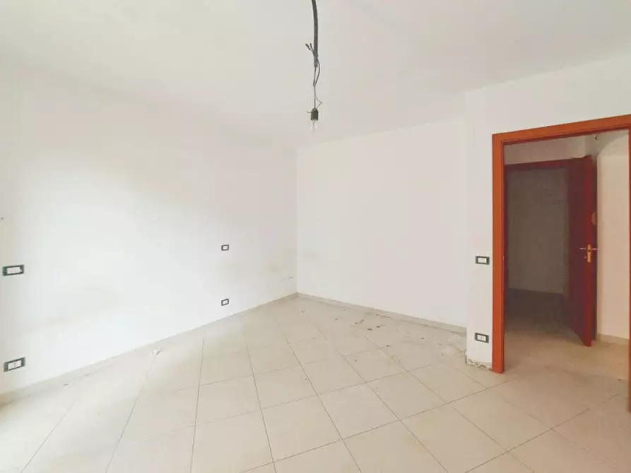 Immagine 7 di Appartamento in vendita  in Piazza Garibaldi, N. 4 a Borzonasca