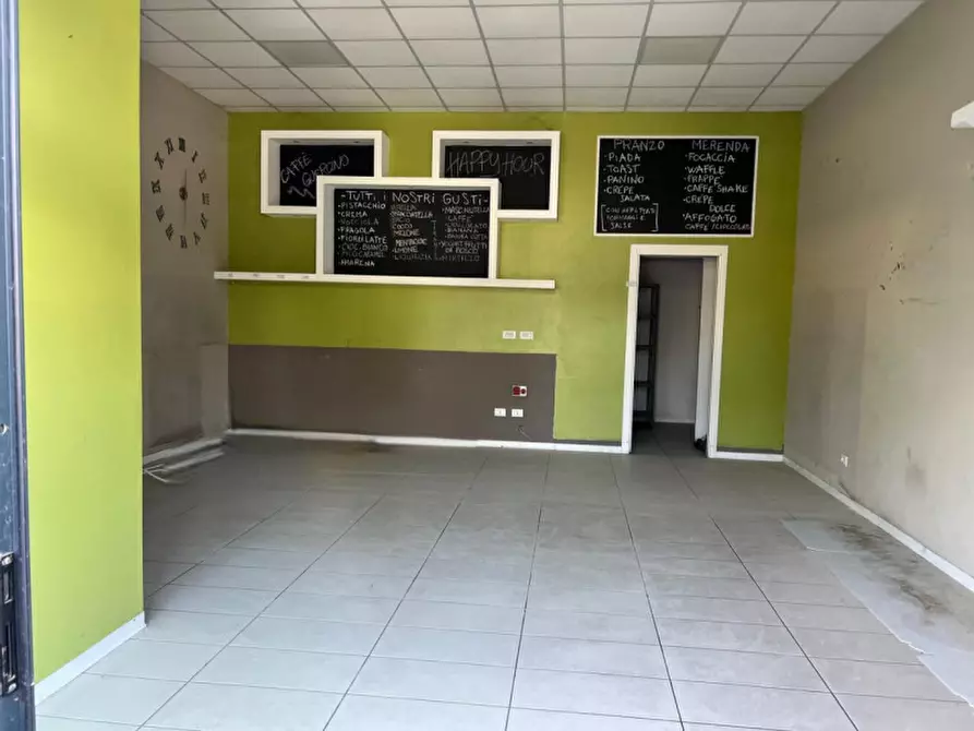 Immagine 2 di Negozio in vendita  in Via Savena Superiore, N. 19 a Minerbio