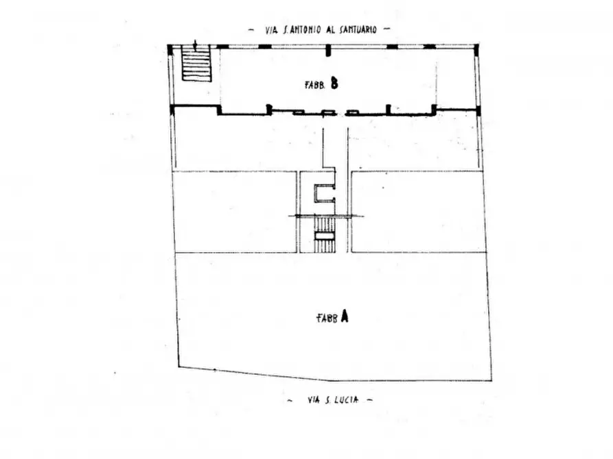 Immagine 14 di Magazzino in vendita  in Via S. Antonio al Santuario, N. snc a Reggio Di Calabria