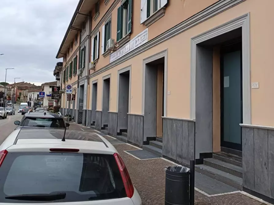 Immagine 10 di Negozio in vendita  in Corso Umberto I, N. snc a Alvignano