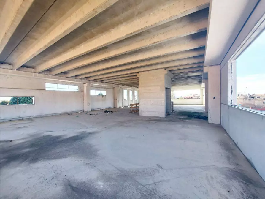 Immagine 16 di Capannone industriale in vendita  in Piazza Alleati, N. 8 a Cigliano