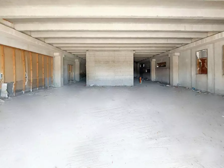 Immagine 24 di Capannone industriale in vendita  in Piazza Alleati, N. 8 a Cigliano