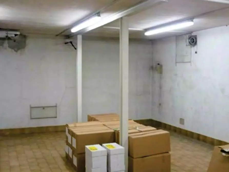 Immagine 5 di Ufficio in vendita  in Via Professor Mario Redaelli, N. 24 a Olginate