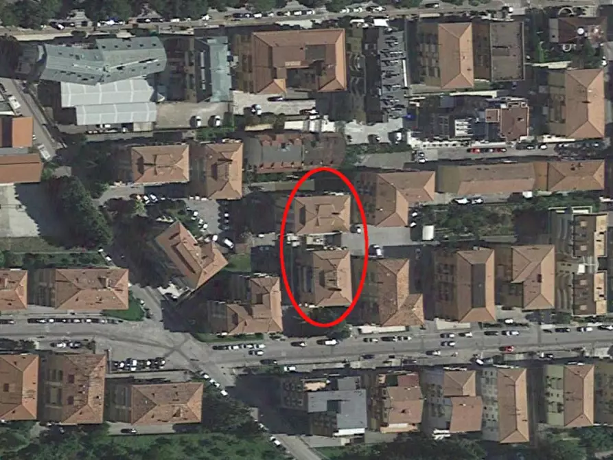 Immagine 17 di Negozio in vendita  in Via Perugia, N. 35 a Ascoli Piceno