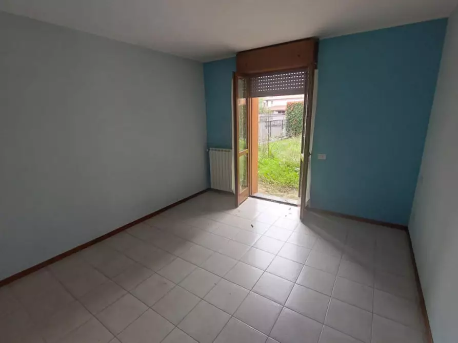 Immagine 7 di Negozio in vendita  in Via Poscallo, N. 1 a Abbiategrasso