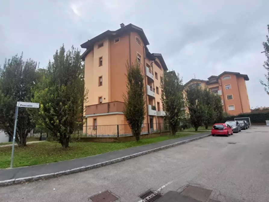 Immagine 11 di Negozio in vendita  in Via Poscallo, N. 1 a Abbiategrasso