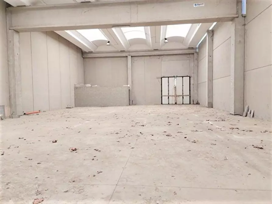 Immagine 10 di Capannone industriale in vendita  in via Pietro Buscaglia angolo Via Strada Nuova, N. snc a Vigevano