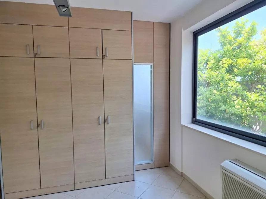 Immagine 4 di Ufficio in affitto  in Viale Caduti di Nassiriya, 70124 Bari BA, Italia a Bari