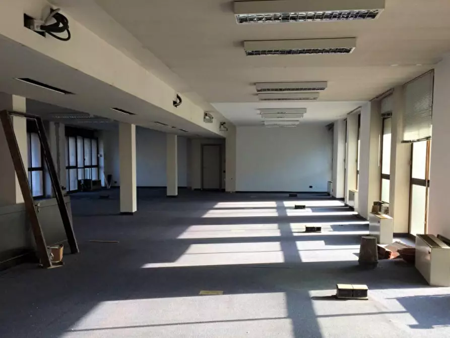 Immagine 4 di Ufficio in vendita  in Piazza Alcide De Gasperi, N. 34 a Padova