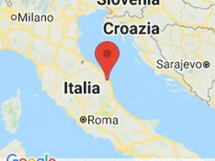 Immagine 16 di Negozio in vendita  in Via Ascoli Piceno, N. 10/12 a Montecosaro