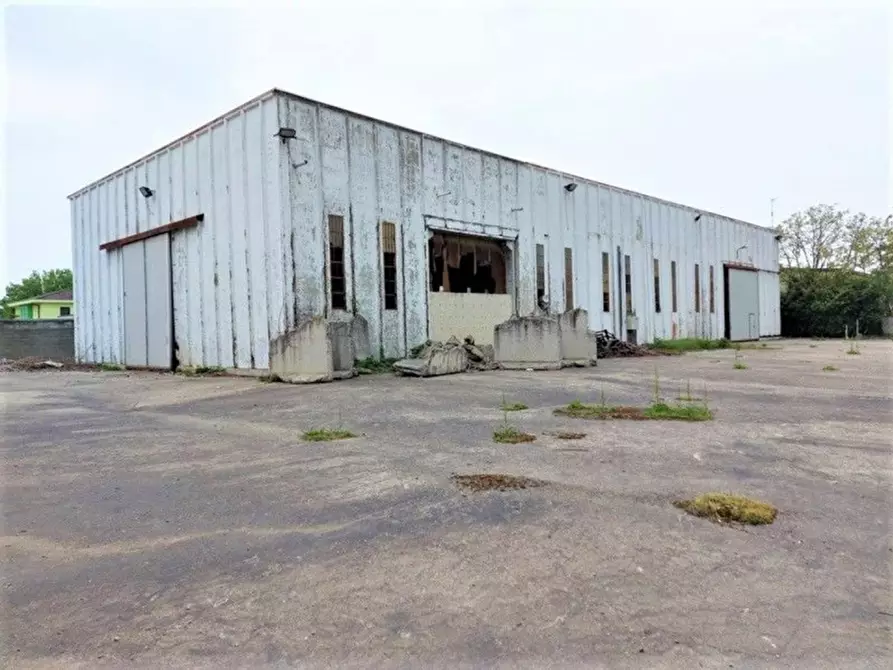 Immagine 5 di Capannone industriale in vendita  in Via Galileo Galilei, N. 8/10 a Cilavegna