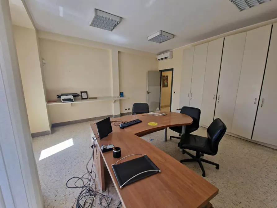 Immagine 13 di Ufficio in vendita  in P.za S. Giuseppe, 8, 95040 Mazzarrone CT, Italia a Mazzarrone
