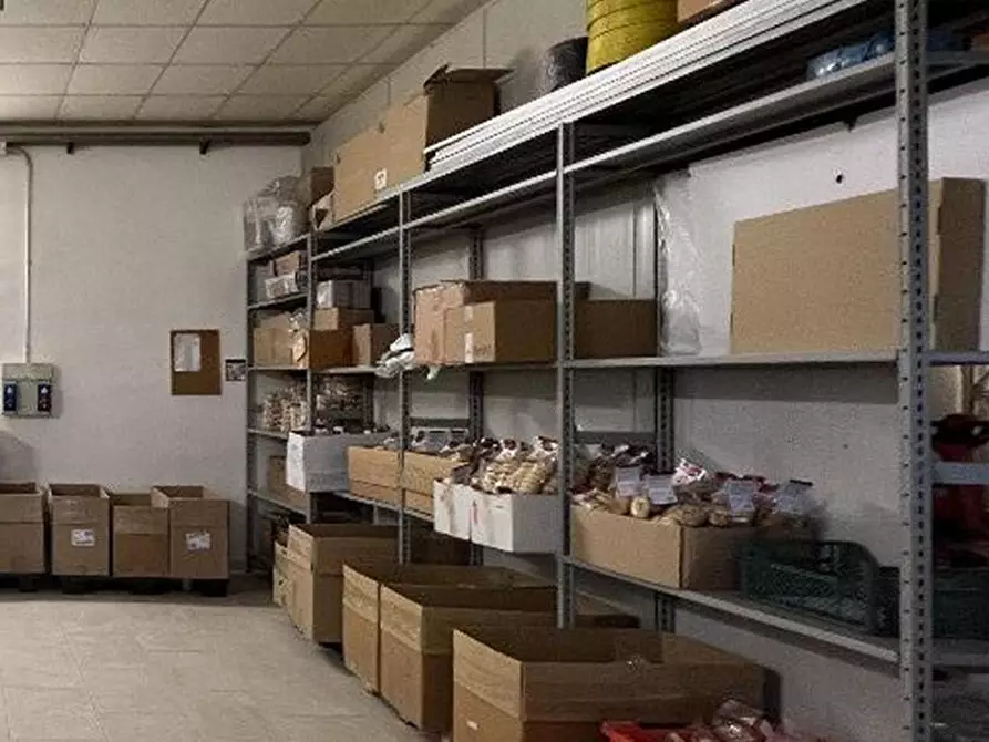 Immagine 13 di Capannone industriale in vendita  in Via Dei Funari, N. 1/3 a Orvieto