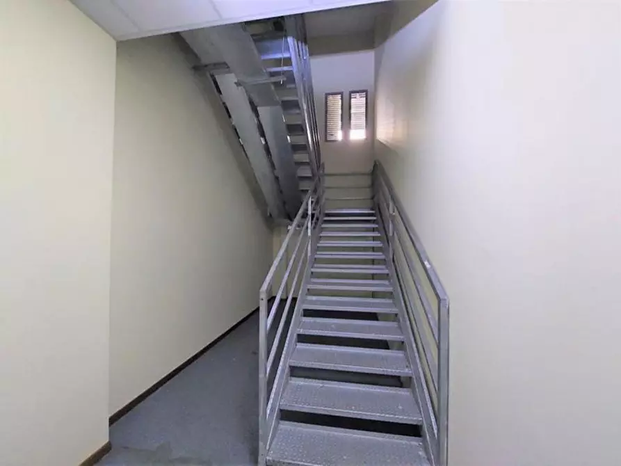 Immagine 11 di Attività commerciale in vendita  in Via Padre Ugolino Frasca, N. snc a Chieti