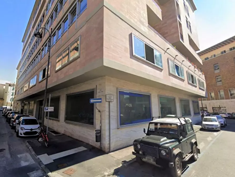 Immagine 2 di Ufficio in vendita  in Via dei Carabinieri, N. 30 a Livorno