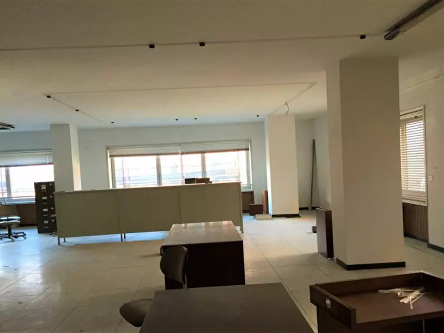 Immagine 4 di Ufficio in vendita  in Via dei Carabinieri, N. 30 a Livorno