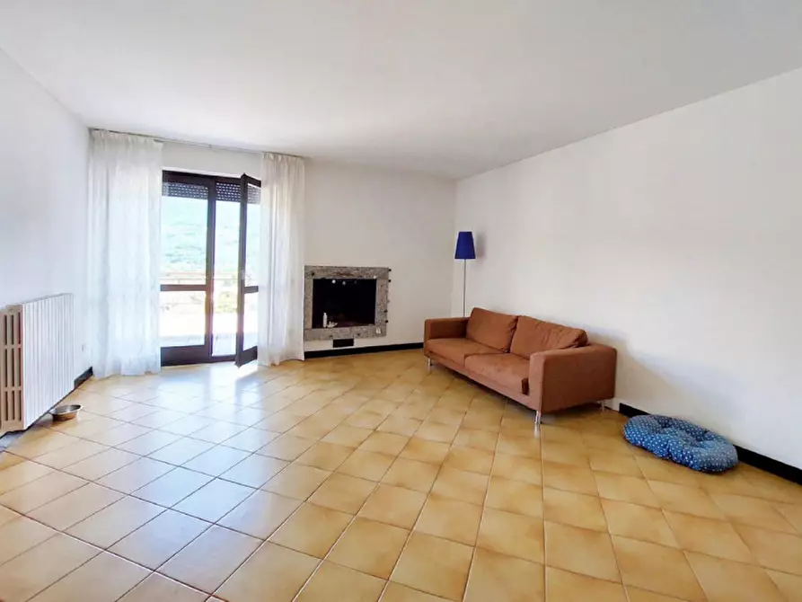 Immagine 1 di Appartamento in vendita  in Via IV Novembre, N. 1 a Chiuro