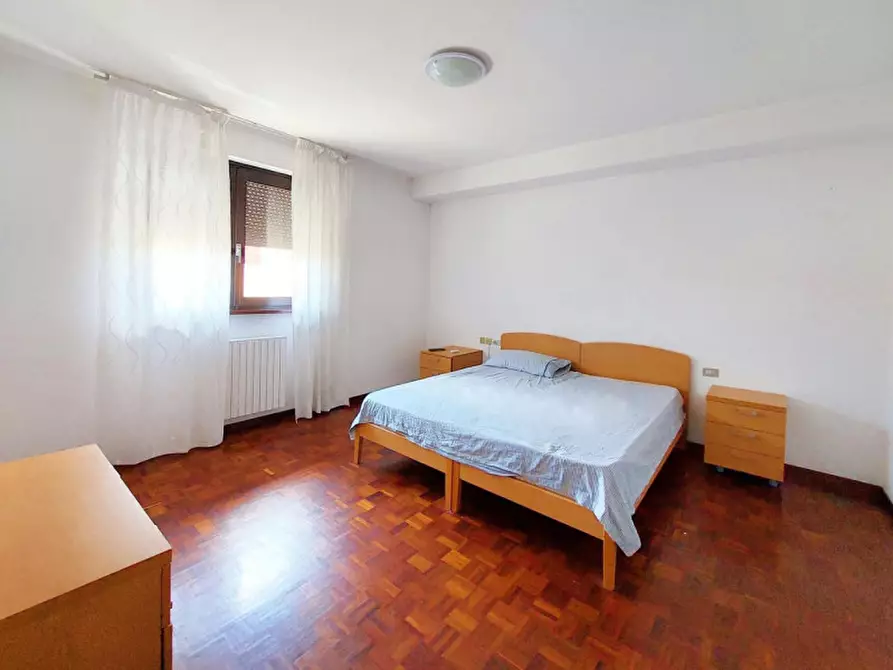 Immagine 4 di Appartamento in vendita  in Via IV Novembre, N. 1 a Chiuro