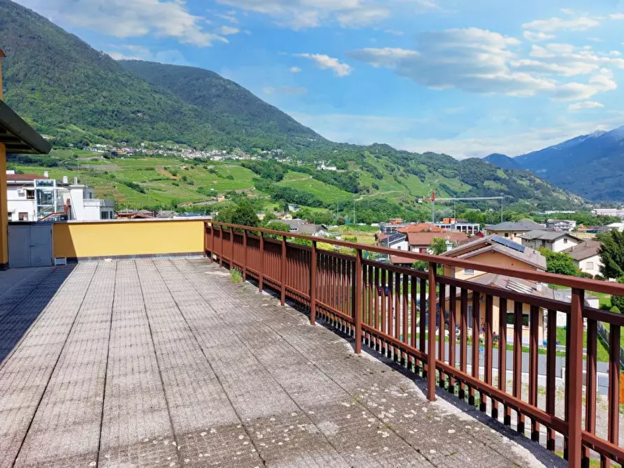 Immagine 6 di Appartamento in vendita  in Via IV Novembre, N. 1 a Chiuro