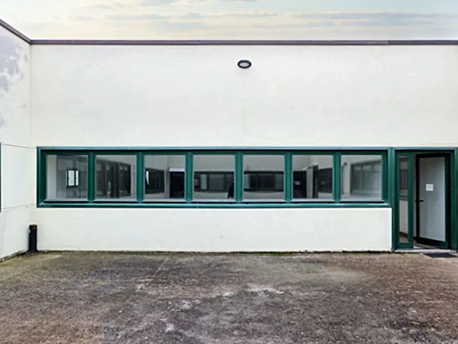 Immagine 9 di Ufficio in vendita  in Via del Consorzio, N. 39 a Falconara Marittima