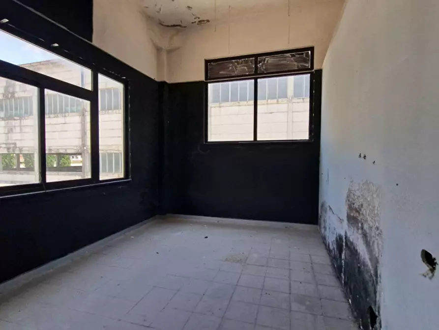 Immagine 4 di Capannone industriale in vendita  in Via Borgonuovo, 44, 03036 Isola del Liri FR, Italia a Isola Del Liri