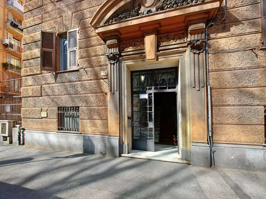 Immagine 2 di Ufficio in vendita  in Corso Sardegna, N. 74 a Genova