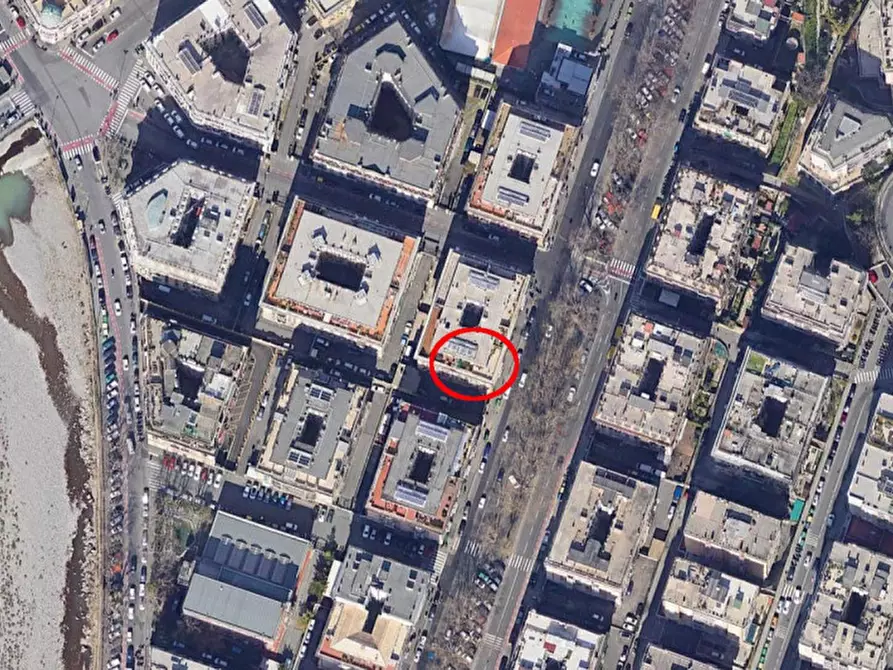 Immagine 21 di Ufficio in vendita  in Corso Sardegna, N. 74 a Genova