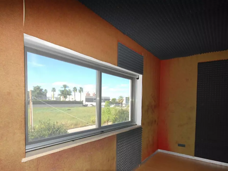 Immagine 16 di Capannone industriale in vendita  in Via Girolamo Fracastoro, N. 2 a Brindisi