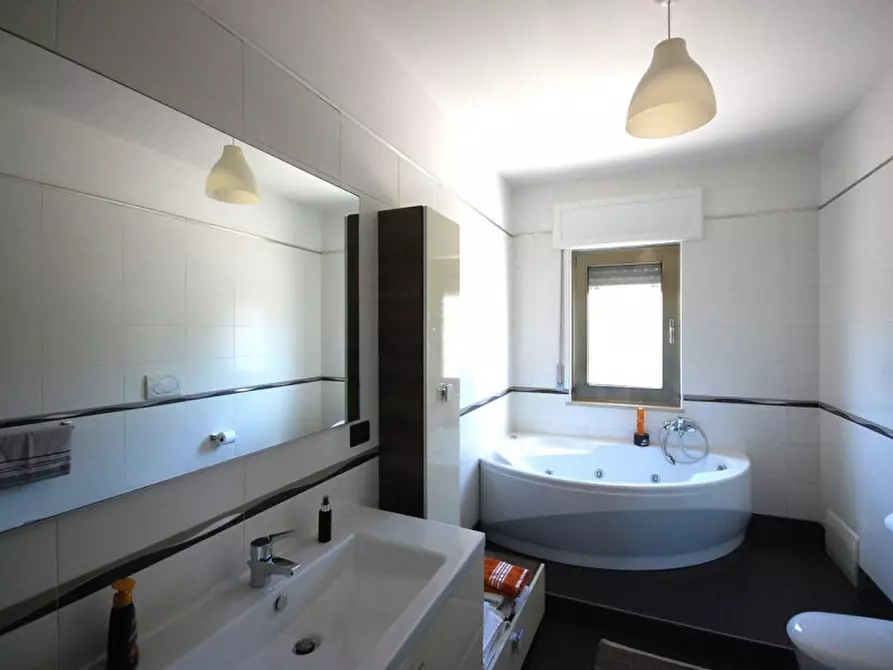 Immagine 22 di Capannone industriale in vendita  in Via Girolamo Fracastoro, N. 2 a Brindisi