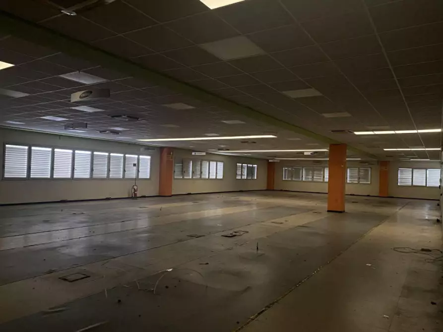 Immagine 1 di Capannone industriale in vendita  in Via Tintoretto, 14, 21012 Cassano Magnago VA, Italia a Cassano Magnago