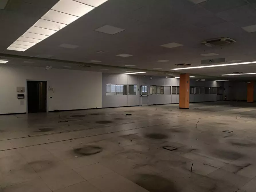 Immagine 15 di Capannone industriale in vendita  in Via Tintoretto, 14, 21012 Cassano Magnago VA, Italia a Cassano Magnago