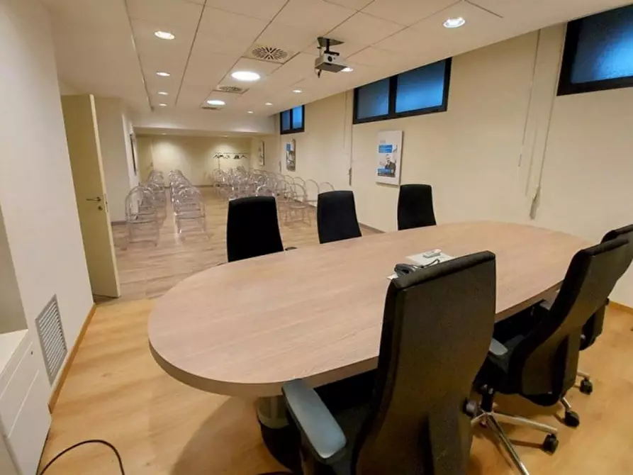 Immagine 15 di Ufficio in vendita  in Corso Giacomo Matteotti, N. 39 Bis a Torino