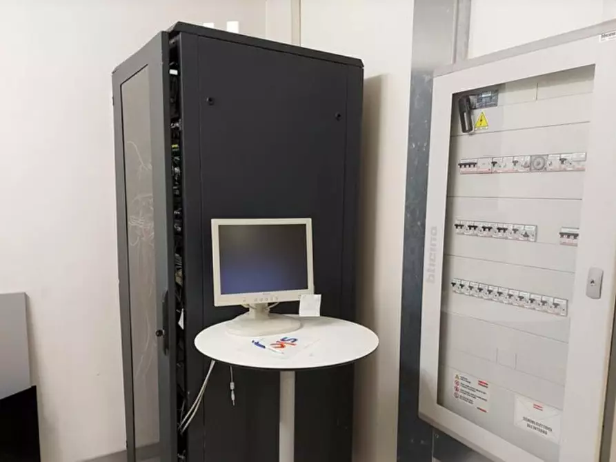 Immagine 17 di Ufficio in vendita  in Corso Giacomo Matteotti, N. 39 Bis a Torino