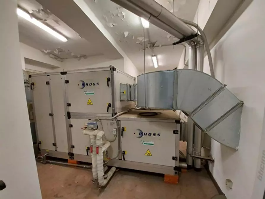 Immagine 22 di Ufficio in vendita  in Corso Giacomo Matteotti, N. 39 Bis a Torino