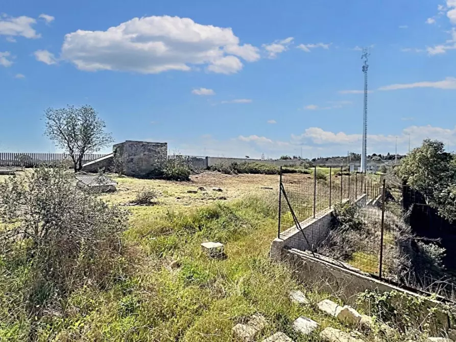 Immagine 8 di Terreno in vendita  in Viale Cipro, N. 2 a Lecce
