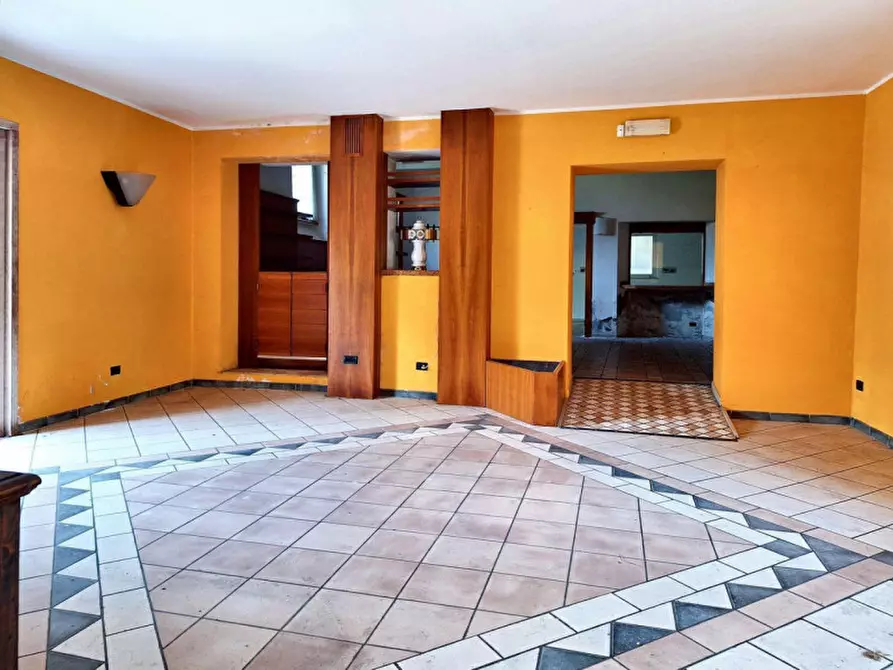 Immagine 9 di Negozio in vendita  in via Campagnola, N. snc a Dolcè