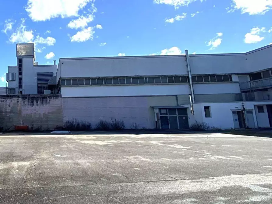 Immagine 15 di Capannone industriale in vendita  in Via Flaminia, N. Snc a Foligno