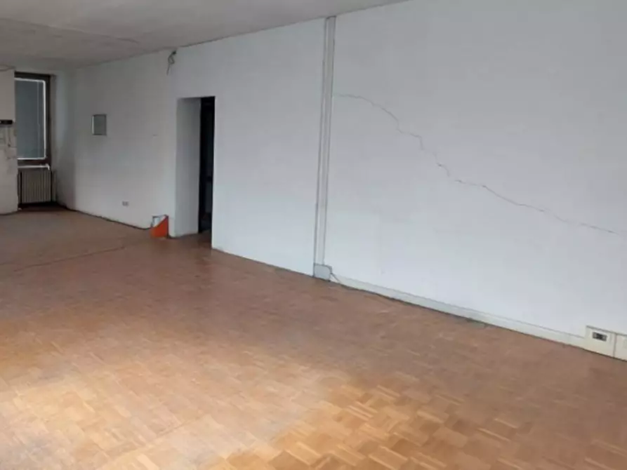 Immagine 8 di Ufficio in vendita  in Via Carlo Liviero, N. 2 a Città Di Castello