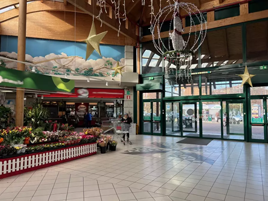 Immagine 3 di Negozio in vendita  in VIA PONCHIELLI, N. 23 a Bologna