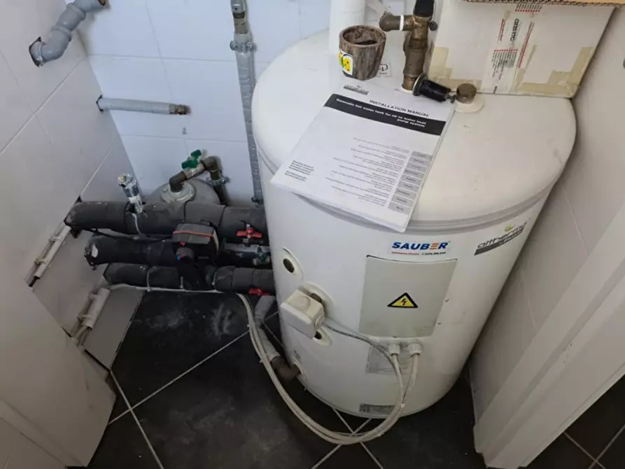 Immagine 20 di Negozio in vendita  in via Ugo Ruberti, N. snc a Quistello