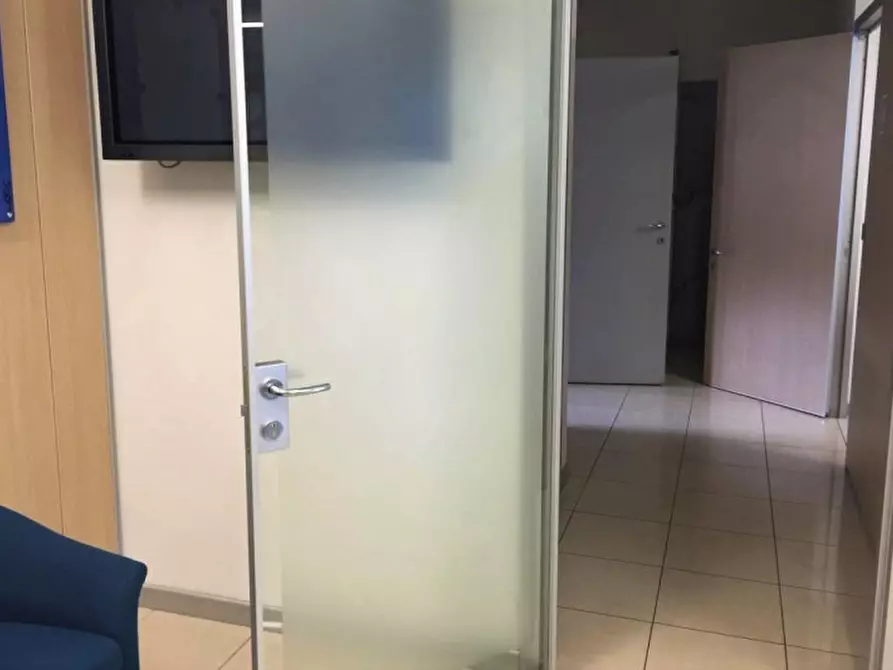 Immagine 4 di Ufficio in vendita  in Via Roma, N. 66 a Vercurago