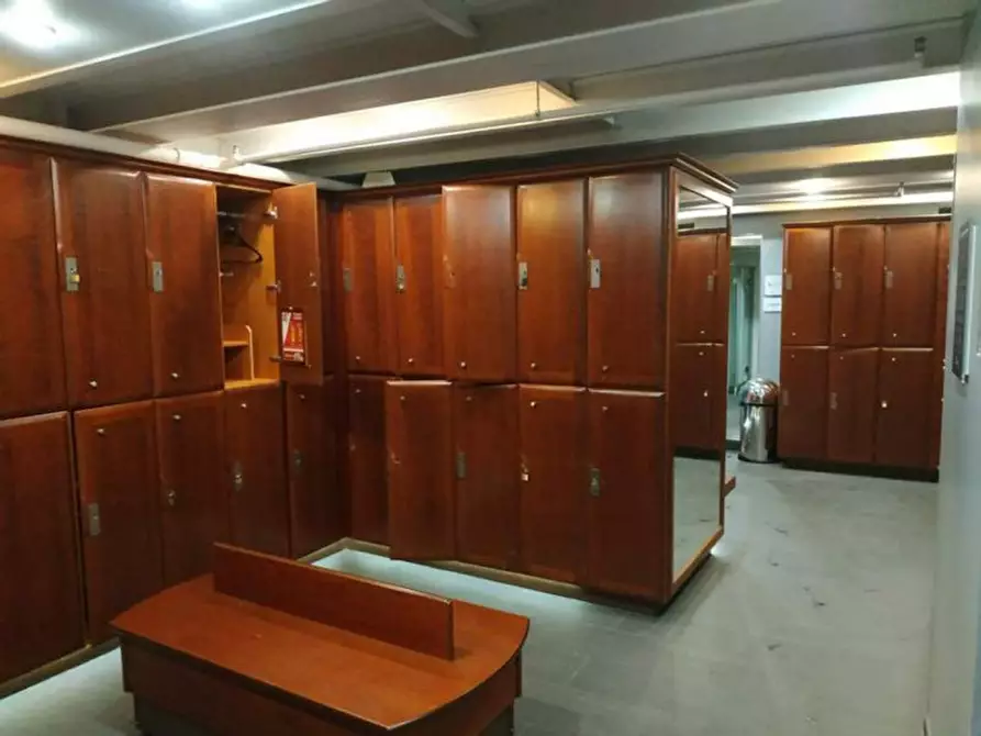 Immagine 16 di Attività commerciale in vendita  in Corso del Popolo, N. 10 a Padova