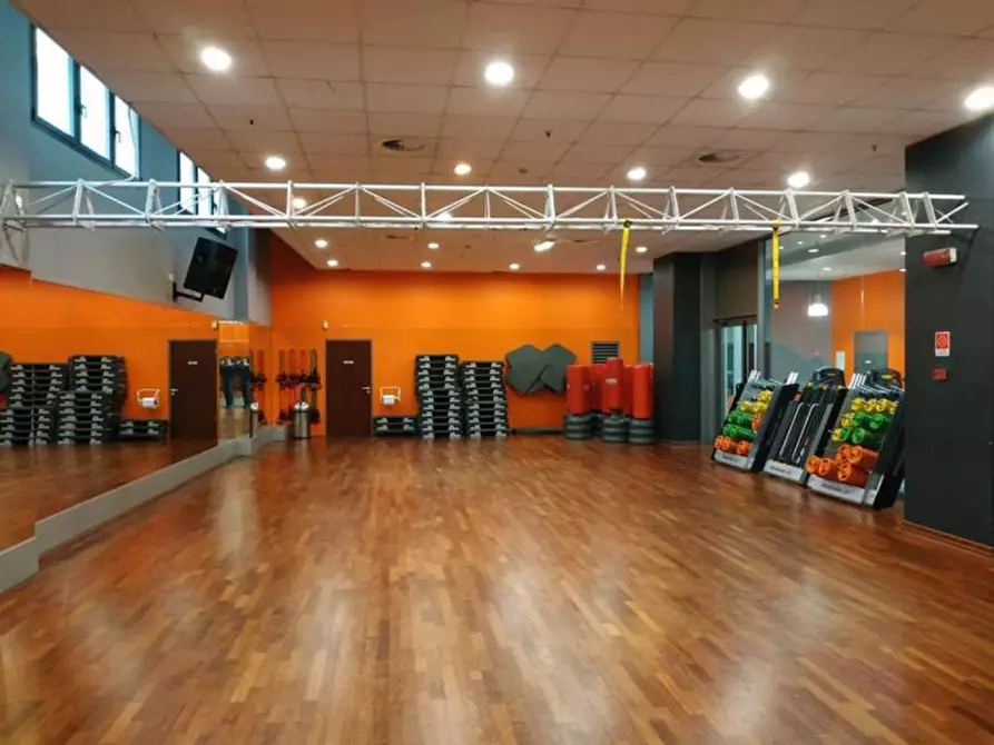 Immagine 20 di Attività commerciale in vendita  in Corso del Popolo, N. 10 a Padova