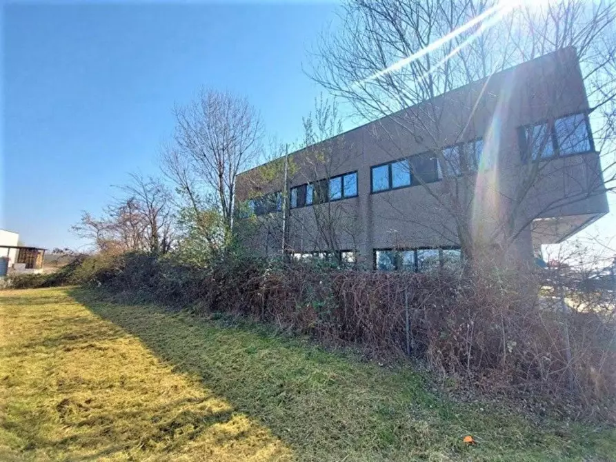 Immagine 5 di Capannone industriale in vendita  in Strada Statale 32 Ticinese, N. 7 a Pombia